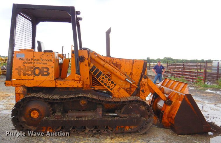 image for item DP4341 1976 Case 1150B  track loader