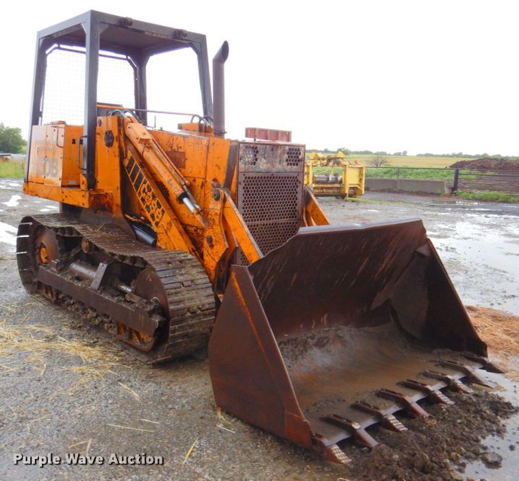 image for item DP4341 1976 Case 1150B  track loader