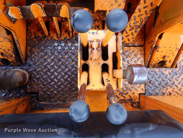 image for item DP4341 1976 Case 1150B  track loader