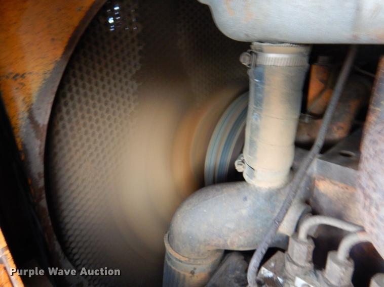 image for item DP4341 1976 Case 1150B  track loader