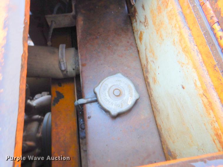 image for item DP4341 1976 Case 1150B  track loader