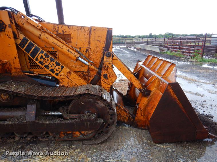 image for item DP4341 1976 Case 1150B  track loader