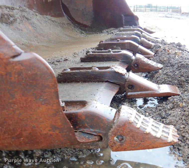 image for item DP4341 1976 Case 1150B  track loader