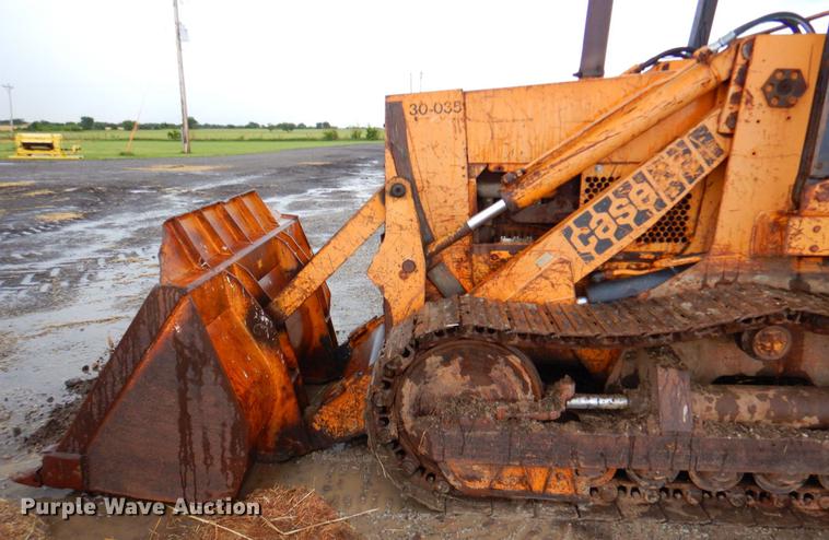 image for item DP4341 1976 Case 1150B  track loader