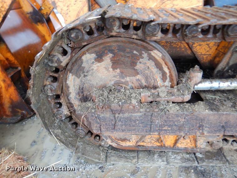 image for item DP4341 1976 Case 1150B  track loader