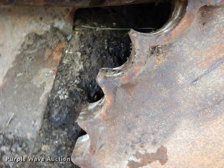 image for item DP4341 1976 Case 1150B  track loader