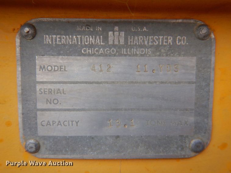 image for item DP4342 1974 International 412  elevating scraper