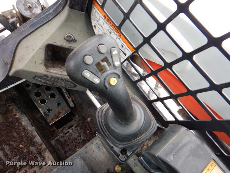 image for item DP4354 2015 Bobcat S550  skid steer loader