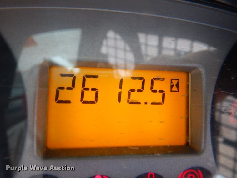 image for item DP4354 2015 Bobcat S550  skid steer loader