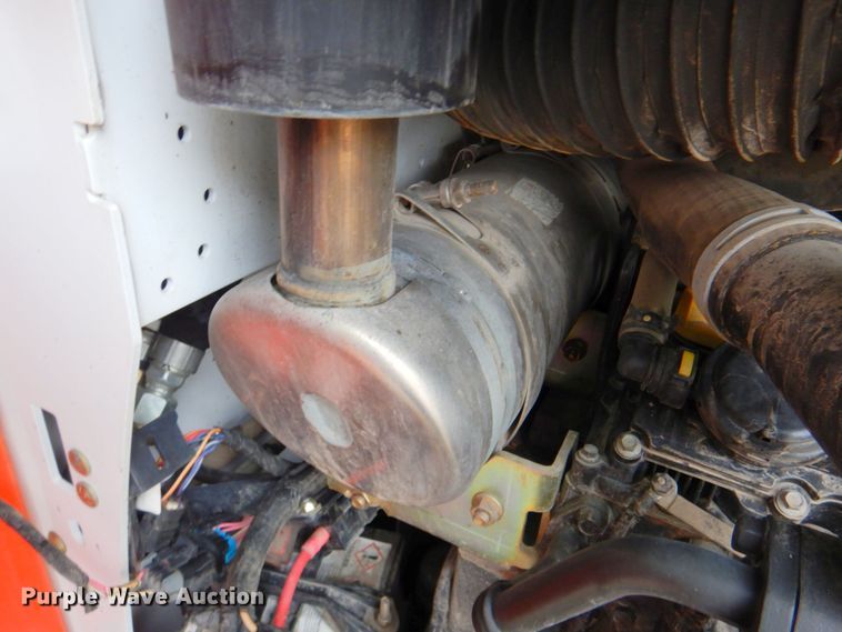 image for item DP4354 2015 Bobcat S550  skid steer loader