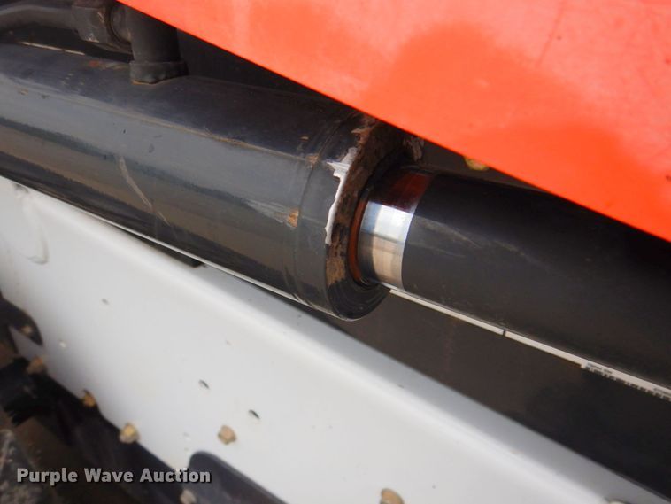 image for item DP4354 2015 Bobcat S550  skid steer loader