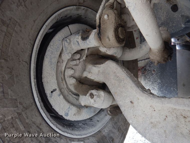 image for item DP5586 1999 Sterling LT9511  dump truck