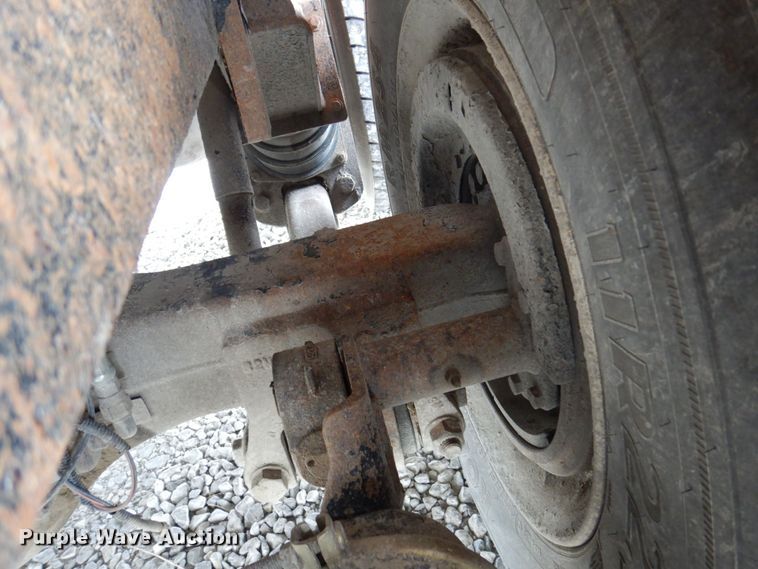 image for item DP5586 1999 Sterling LT9511  dump truck