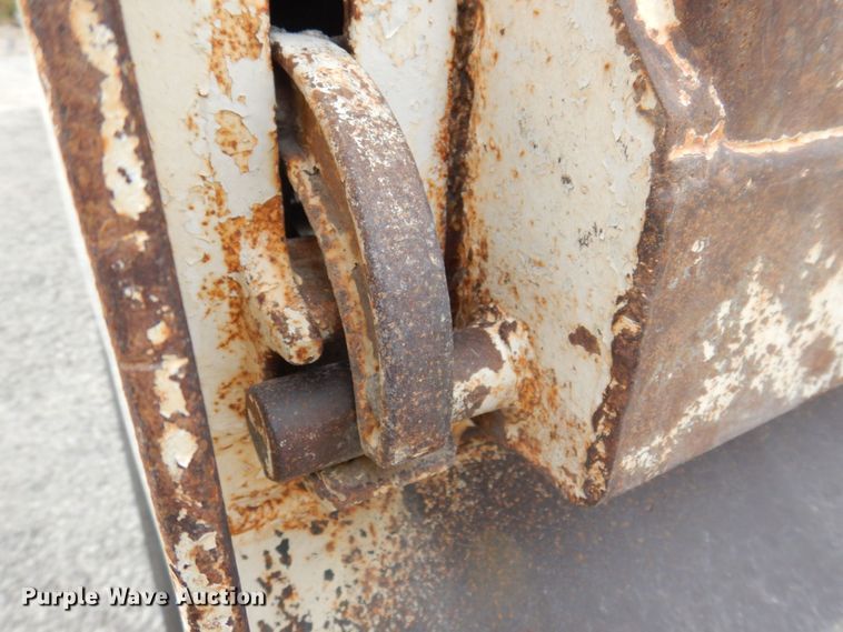 image for item DP5586 1999 Sterling LT9511  dump truck