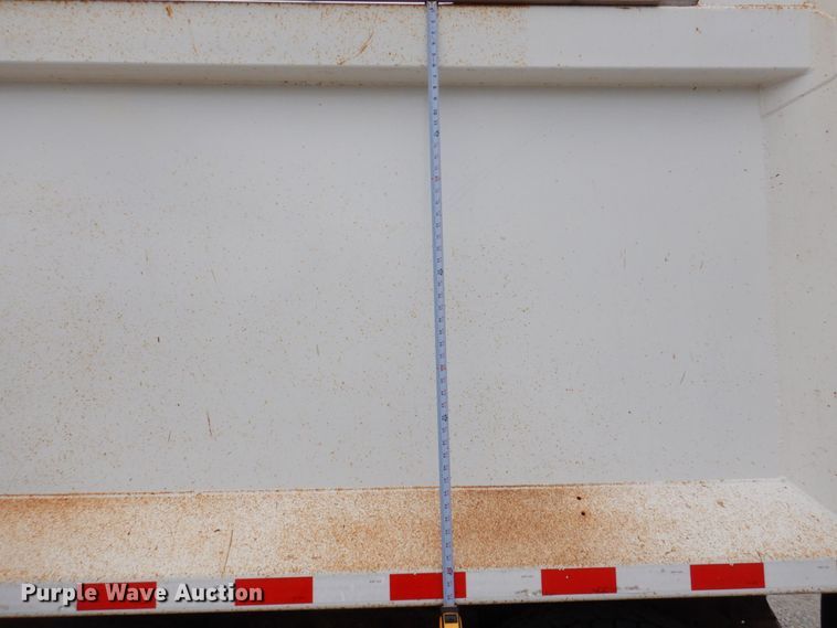 image for item DP5586 1999 Sterling LT9511  dump truck