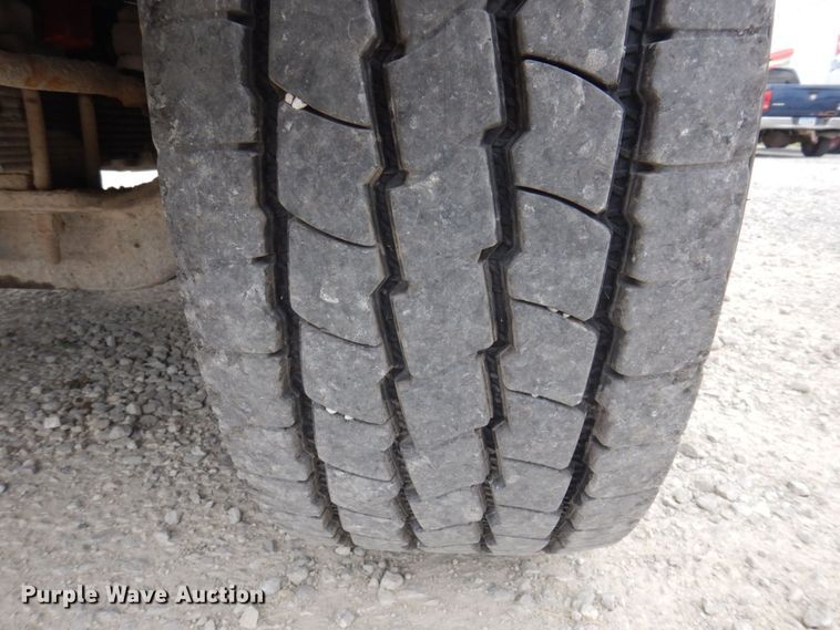 image for item DP5586 1999 Sterling LT9511  dump truck