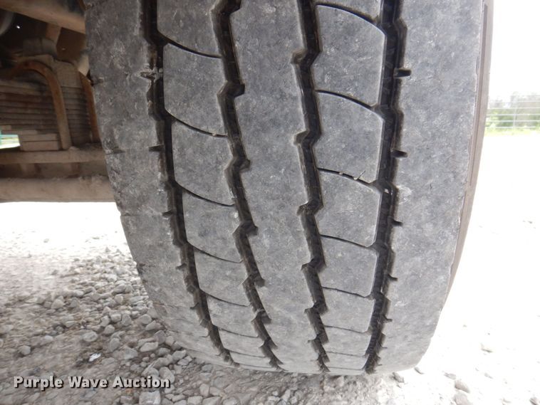 image for item DP5586 1999 Sterling LT9511  dump truck