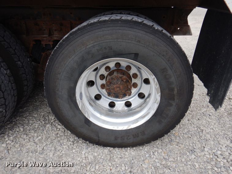 image for item DP5586 1999 Sterling LT9511  dump truck