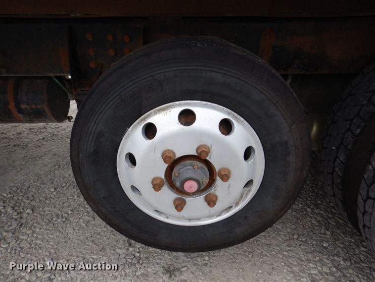 image for item DP5586 1999 Sterling LT9511  dump truck