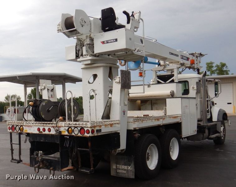 image for item DP5588 2013 Mack GU713  digger derrick truck