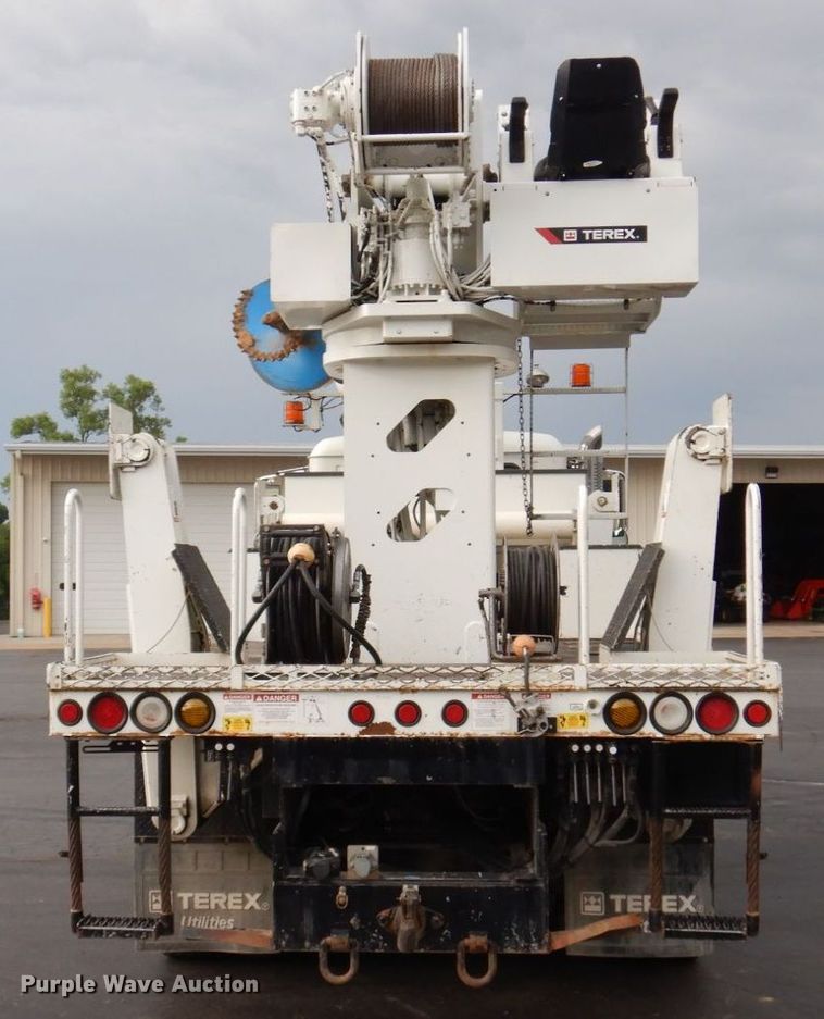 image for item DP5588 2013 Mack GU713  digger derrick truck