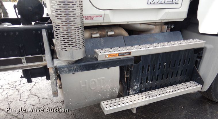 image for item DP5588 2013 Mack GU713  digger derrick truck