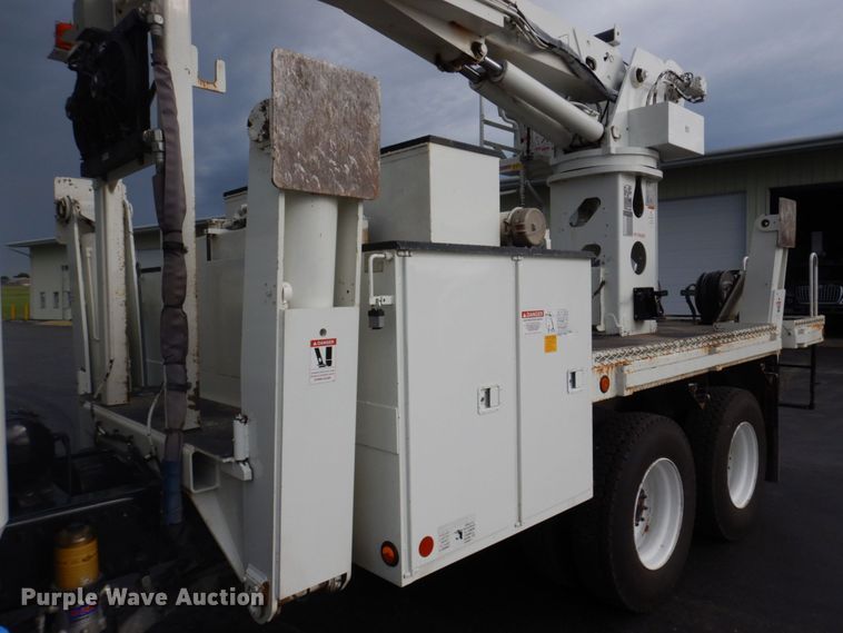 image for item DP5588 2013 Mack GU713  digger derrick truck