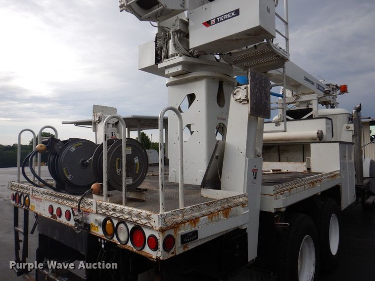 image for item DP5588 2013 Mack GU713  digger derrick truck