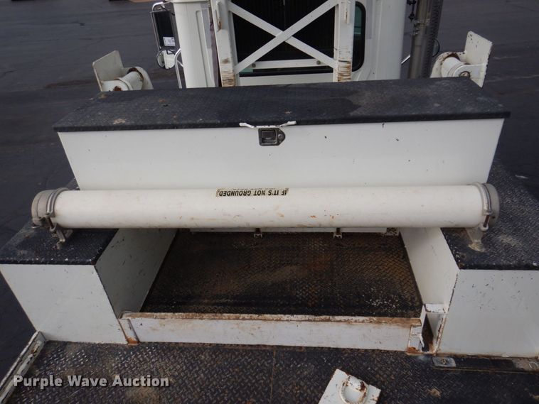 image for item DP5588 2013 Mack GU713  digger derrick truck