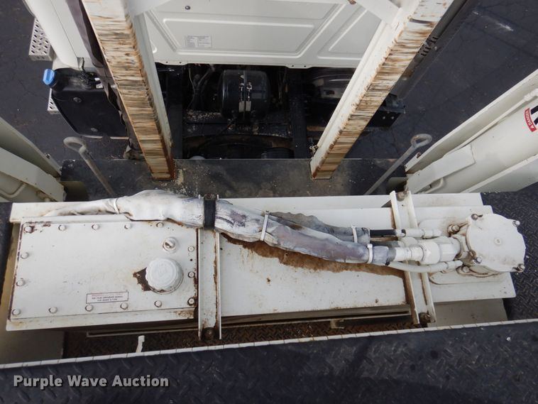 image for item DP5588 2013 Mack GU713  digger derrick truck