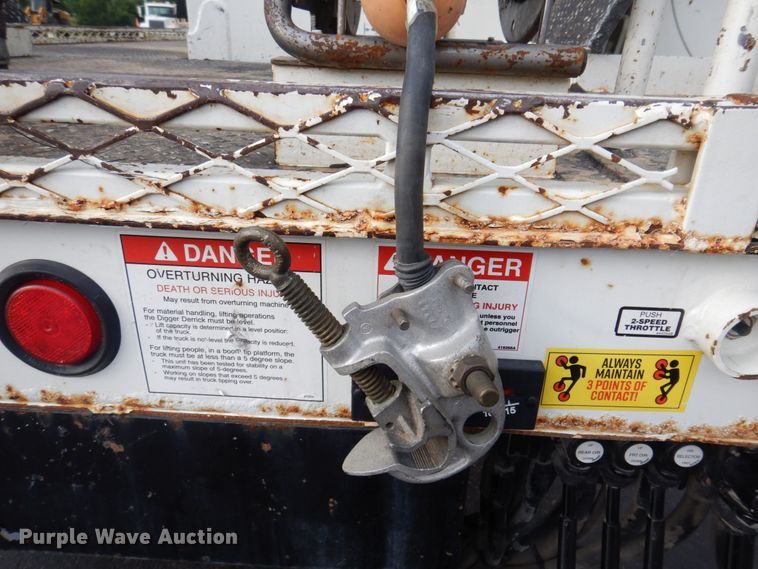 image for item DP5588 2013 Mack GU713  digger derrick truck