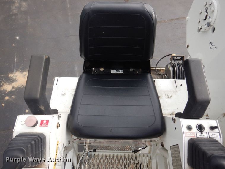 image for item DP5588 2013 Mack GU713  digger derrick truck