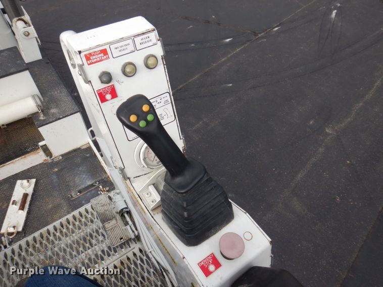 image for item DP5588 2013 Mack GU713  digger derrick truck