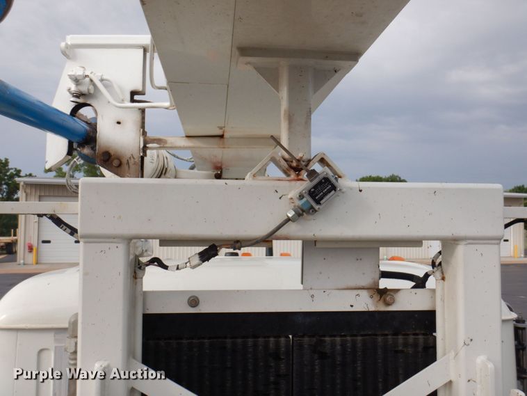 image for item DP5588 2013 Mack GU713  digger derrick truck