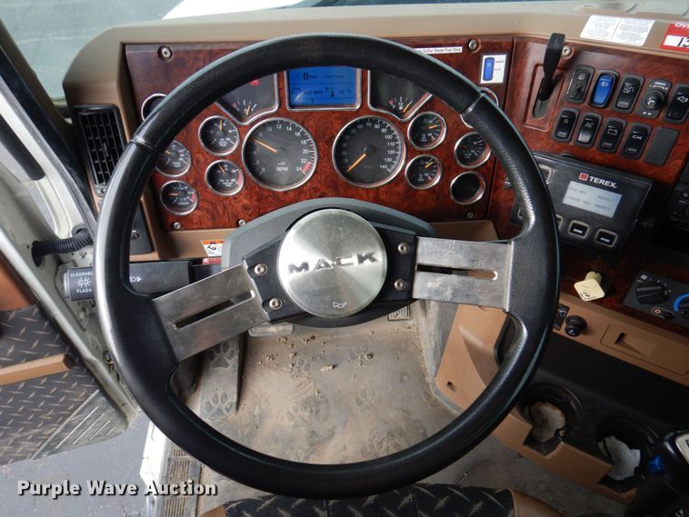 image for item DP5588 2013 Mack GU713  digger derrick truck