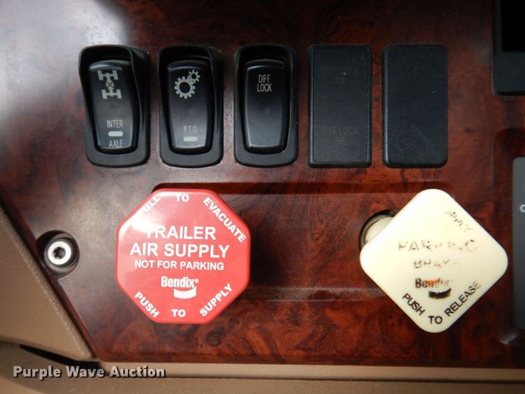 image for item DP5588 2013 Mack GU713  digger derrick truck