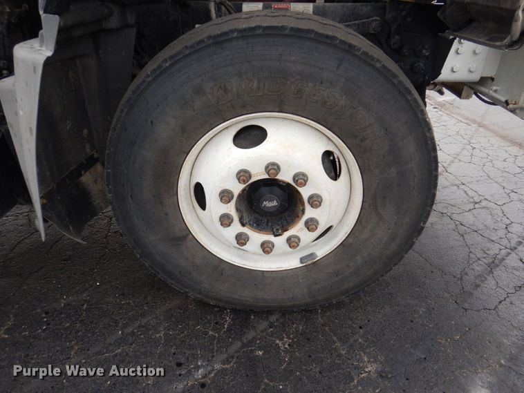 image for item DP5588 2013 Mack GU713  digger derrick truck