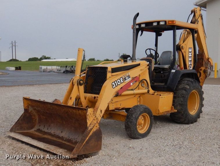 image for item DP5589 2000 John Deere 310E  backhoe