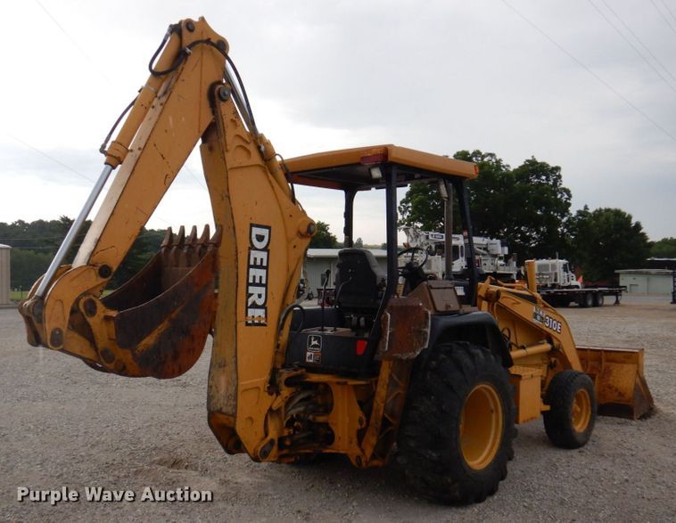 image for item DP5589 2000 John Deere 310E  backhoe