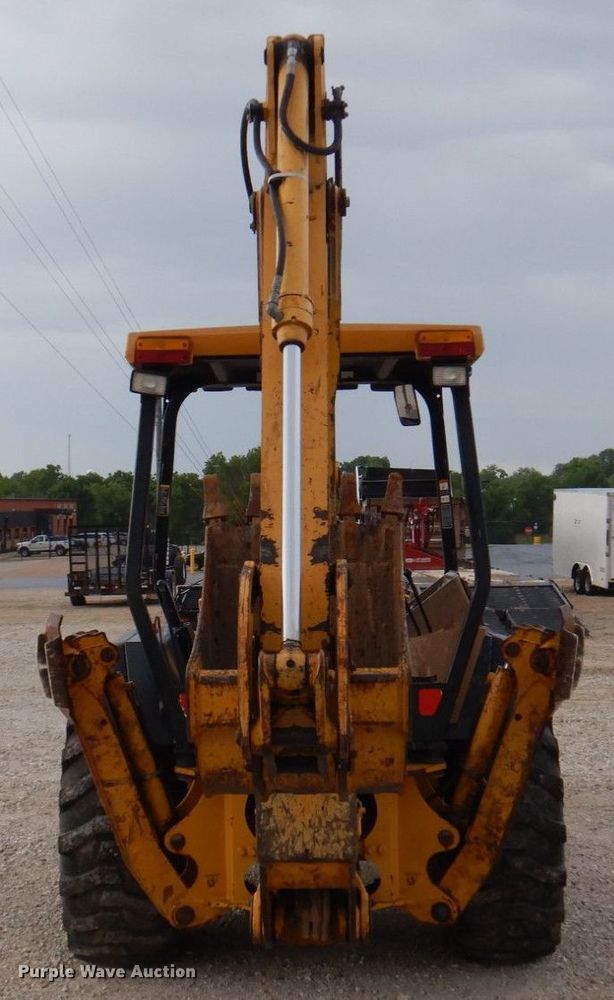image for item DP5589 2000 John Deere 310E  backhoe