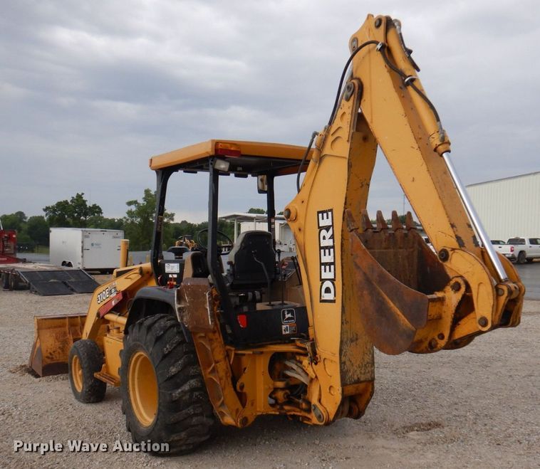 image for item DP5589 2000 John Deere 310E  backhoe