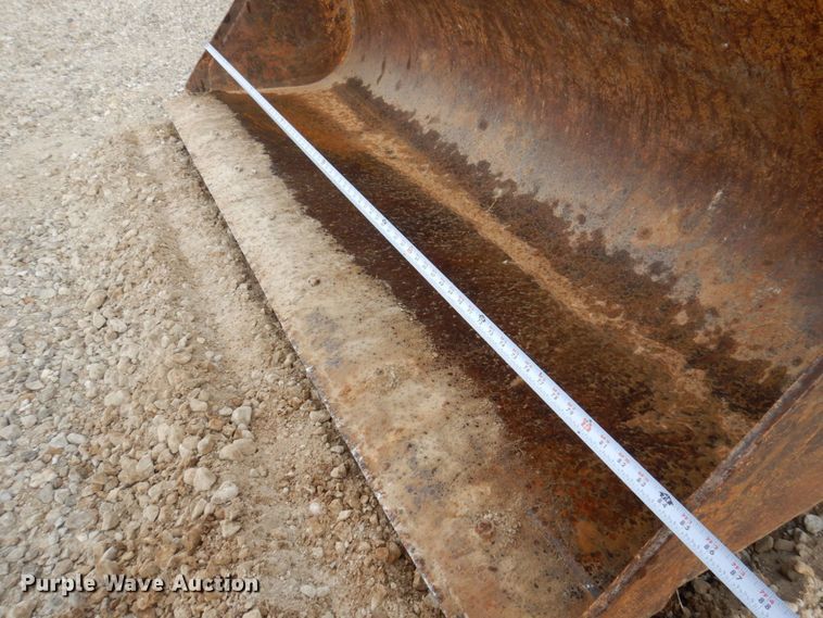 image for item DP5589 2000 John Deere 310E  backhoe