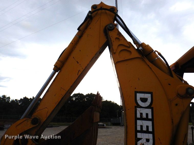 image for item DP5589 2000 John Deere 310E  backhoe