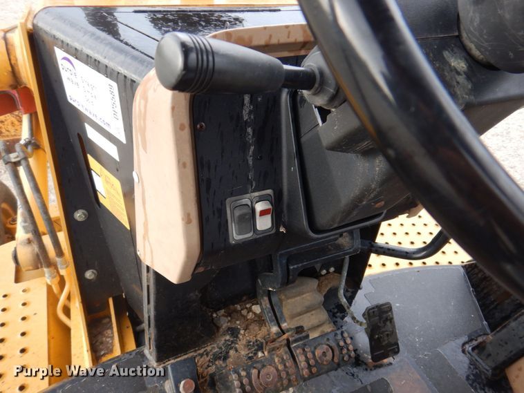 image for item DP5589 2000 John Deere 310E  backhoe