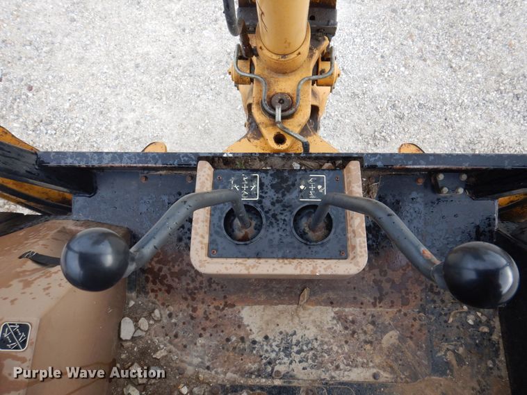 image for item DP5589 2000 John Deere 310E  backhoe