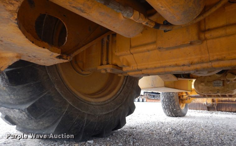 image for item DP5589 2000 John Deere 310E  backhoe