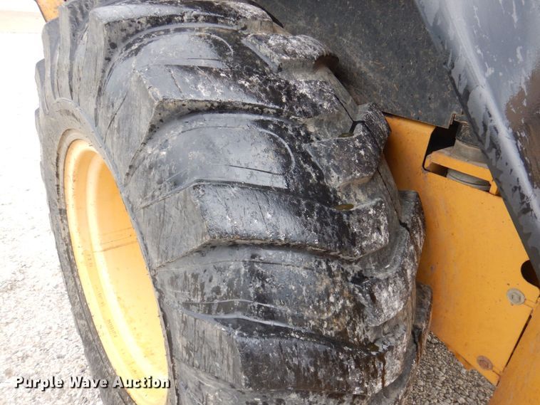 image for item DP5589 2000 John Deere 310E  backhoe