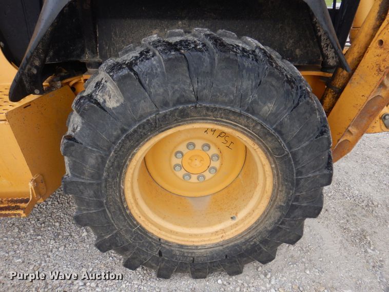 image for item DP5589 2000 John Deere 310E  backhoe