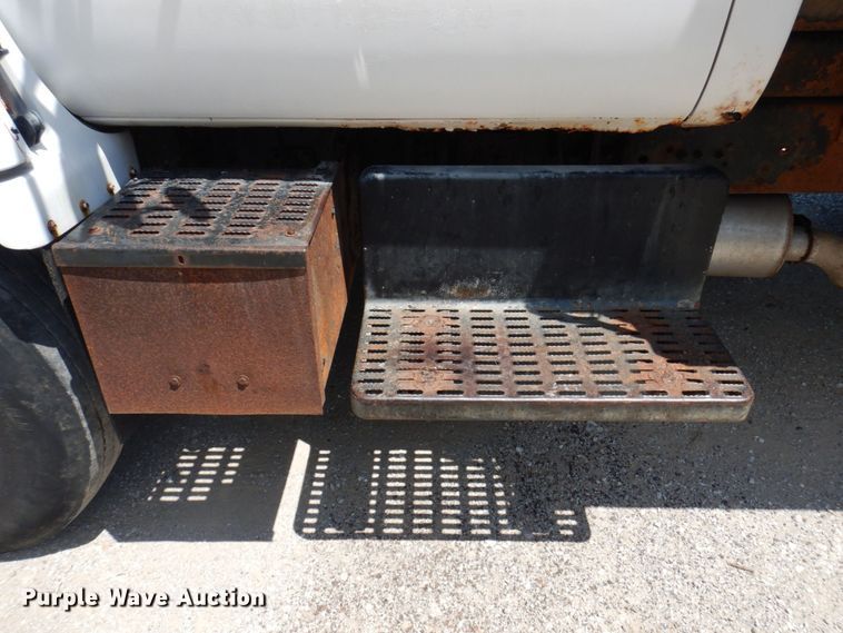 image for item DP5592 1992 Chevrolet Kodiak C6500  dump truck