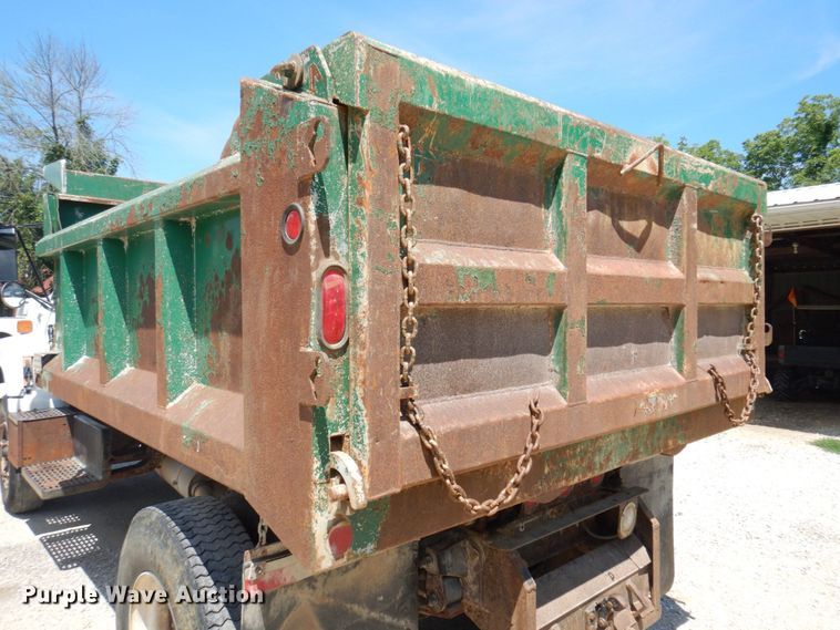 image for item DP5592 1992 Chevrolet Kodiak C6500  dump truck